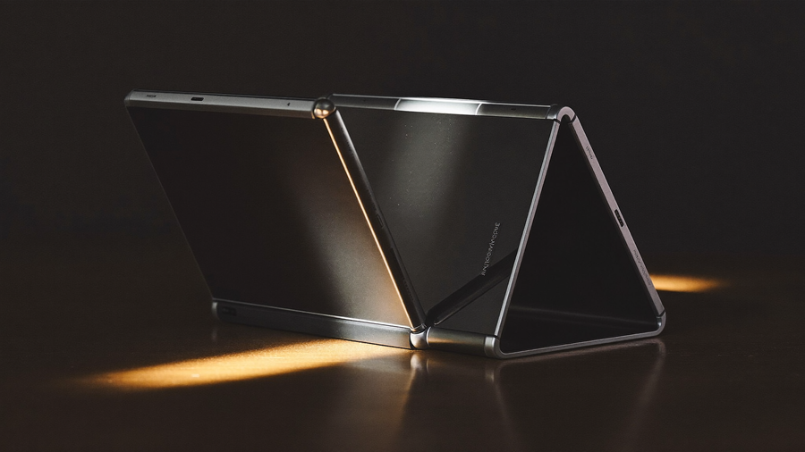 Galaxy Z Fold 8 vs Motorola Razr Fold: Differenze da un designer di custodie (e perché le custodie tra marchi diversi non sono compatibili)